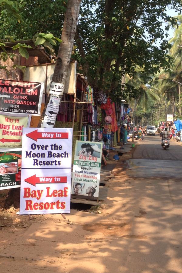 Over The Moon Beach Resorts 帕罗林 外观 照片